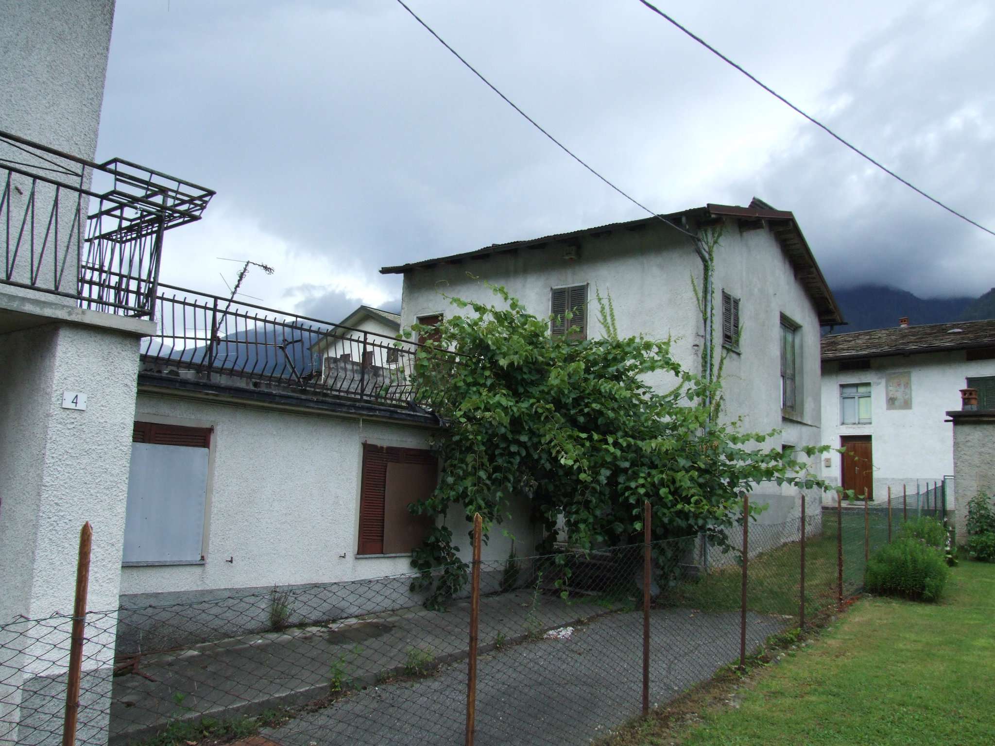 Villa Unifamiliare - Indipendente PONTE IN VALTELLINA vendita   cavour TORO IMMOBILIARE SRL