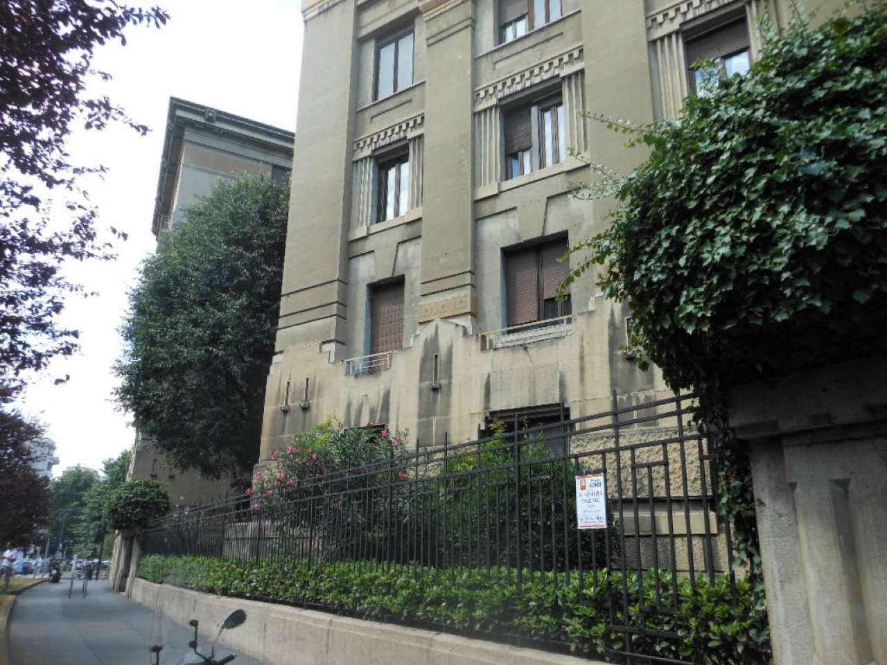 Appartamento MILANO vendita  CENTRO STORICO viale Regina Margherita Brambilla Immobili Milano srl