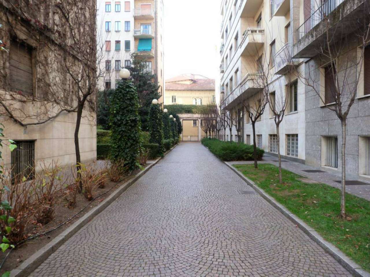 Appartamento MILANO vendita  CENTRO STORICO della guastalla POLIEDRO IMMOBILIARE