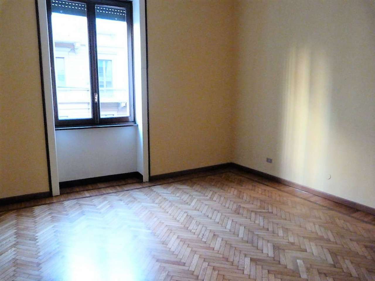 Ufficio - Loc.Com. MILANO affitto  CENTRO STORICO Carducci POLIEDRO IMMOBILIARE