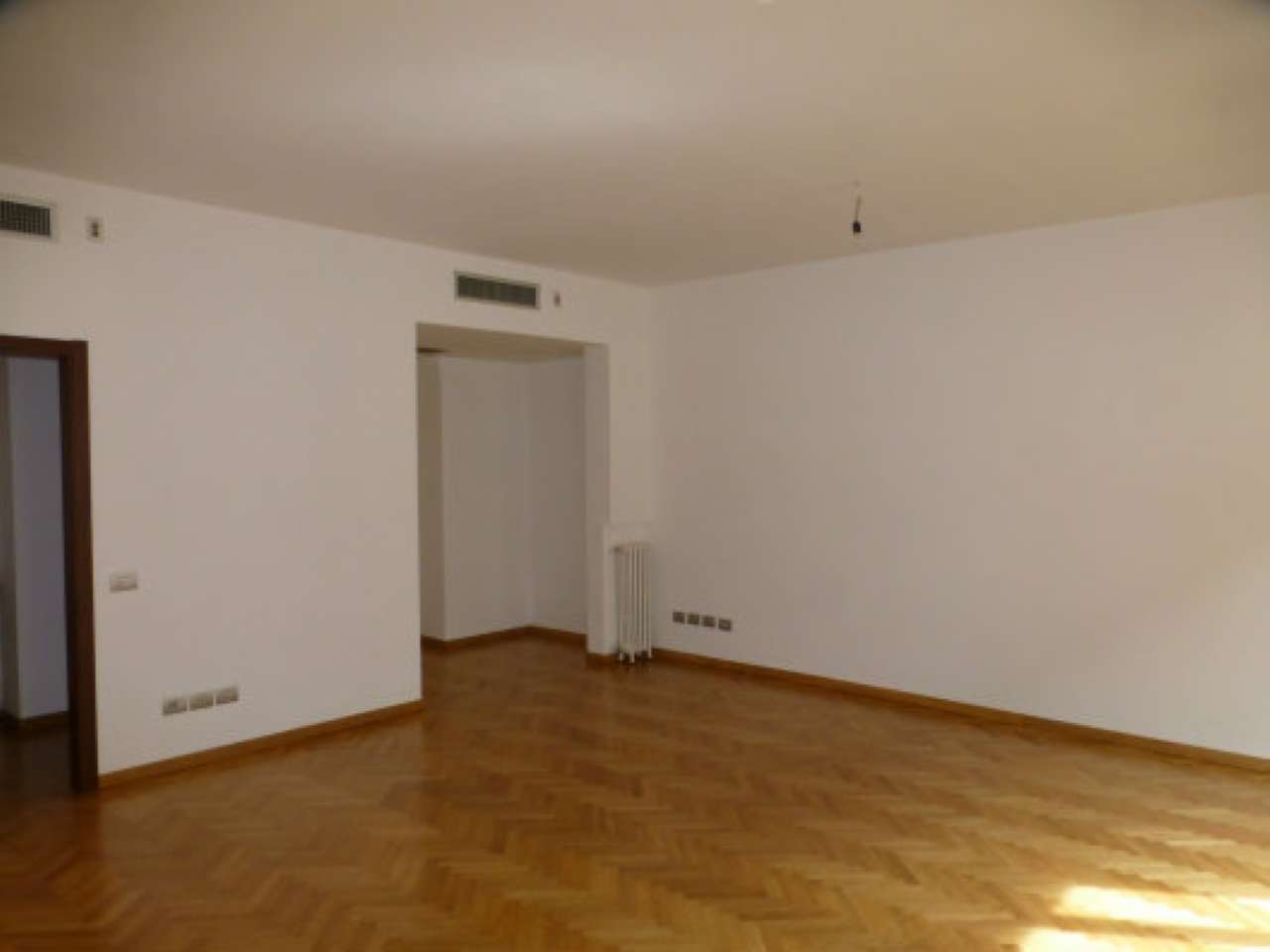 Ufficio - Loc.Com. MILANO affitto  CENTRO STORICO SANTA MARIA SEGRETA POLIEDRO IMMOBILIARE