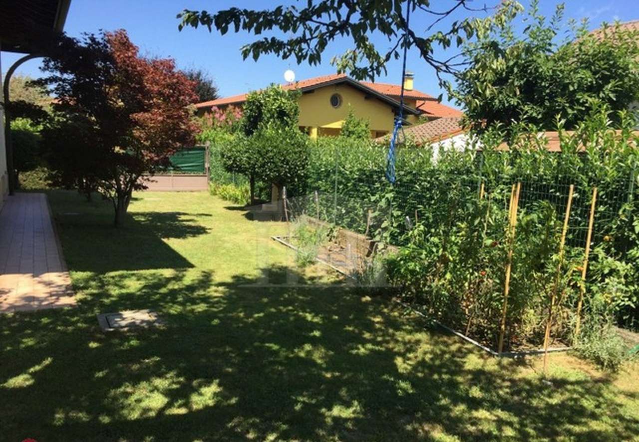 Villa SOMMA LOMBARDO vendita   vecchia salmorina Il Tempio Immobiliare