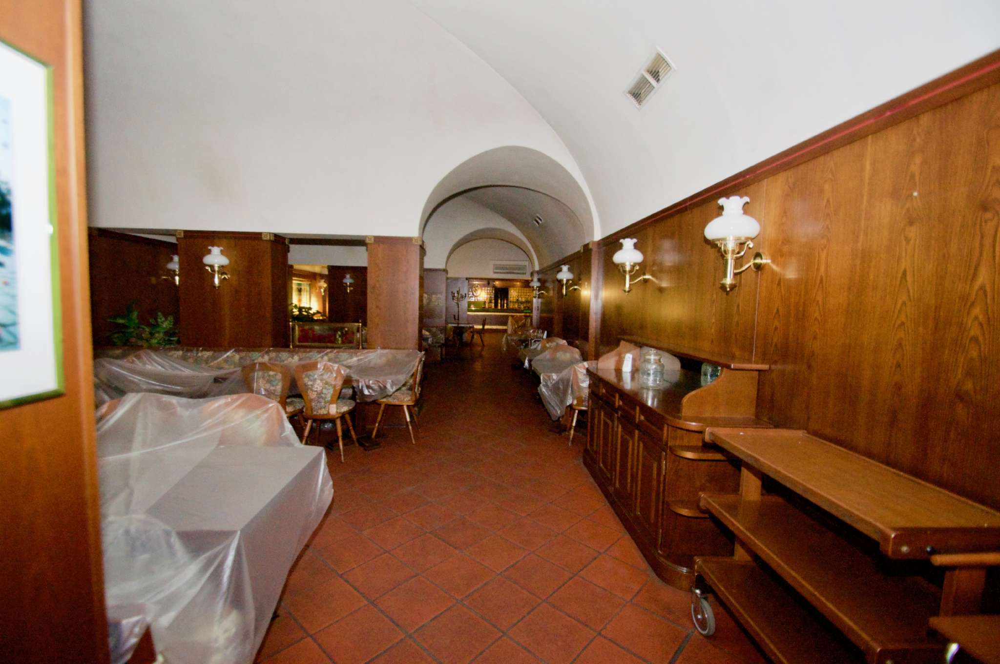 Negozio - Loc.Com. PADOVA vendita  CENTRO Via Locatelli HABITAT S.A.S.