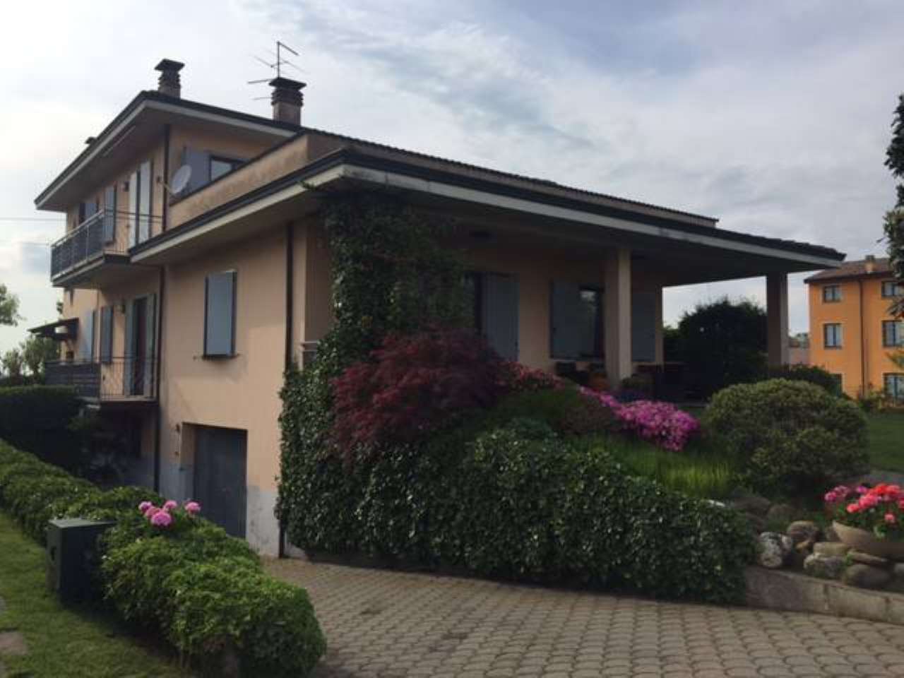 Villa PODENZANO vendita    INVEST s.r.l. – INTERMEDIARIA CONSULENZE IMMOBILIARI