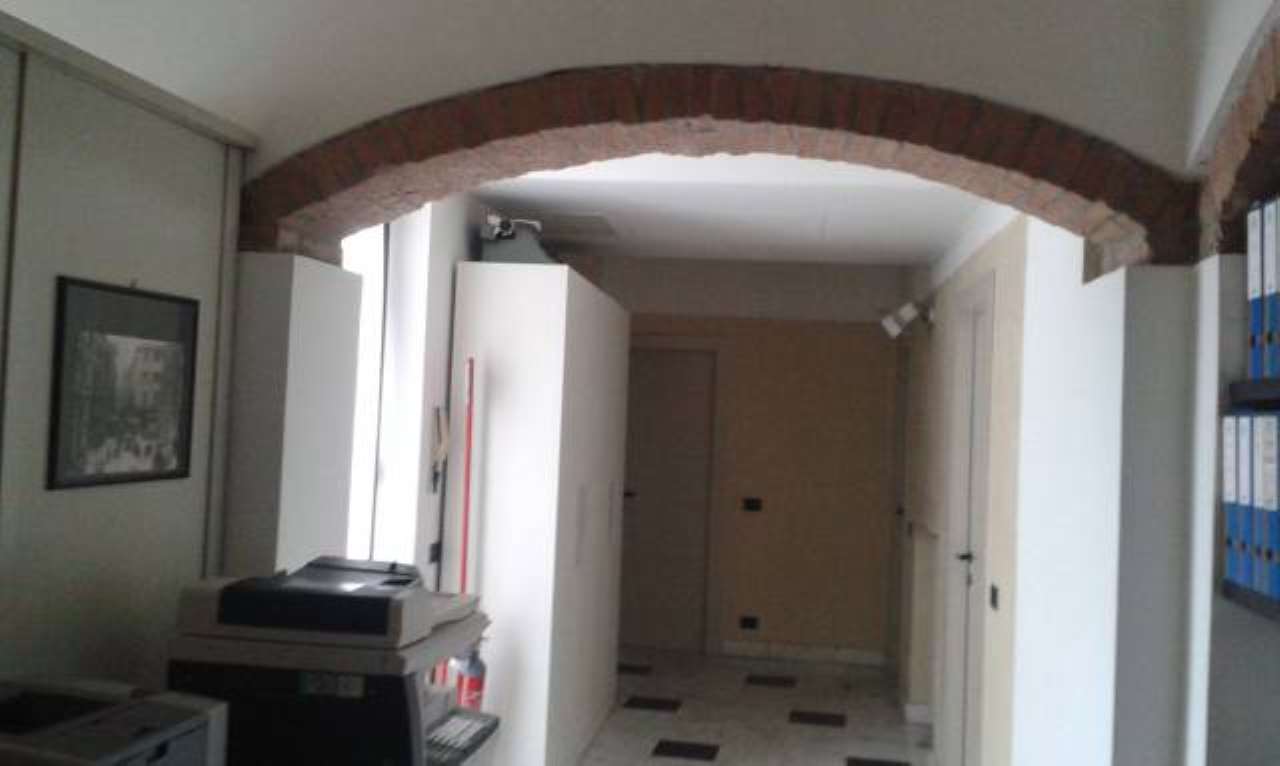 Ufficio - Loc.Com. PIACENZA affitto    INVEST s.r.l. – INTERMEDIARIA CONSULENZE IMMOBILIARI