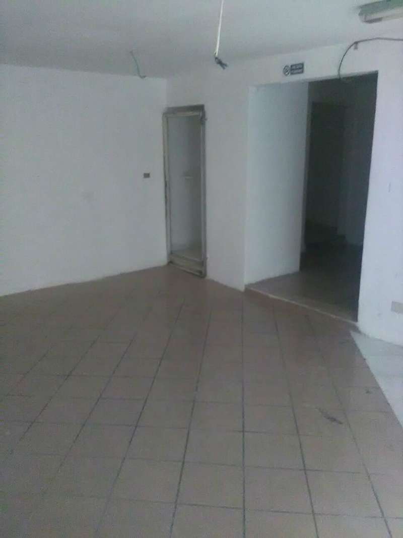 Negozio - Loc.Com. GENOVA affitto  CENTRO STORICO dei Giustiniani Affiliato Fondocasa Genova Centro Storico - Studio Centro Storico Uno