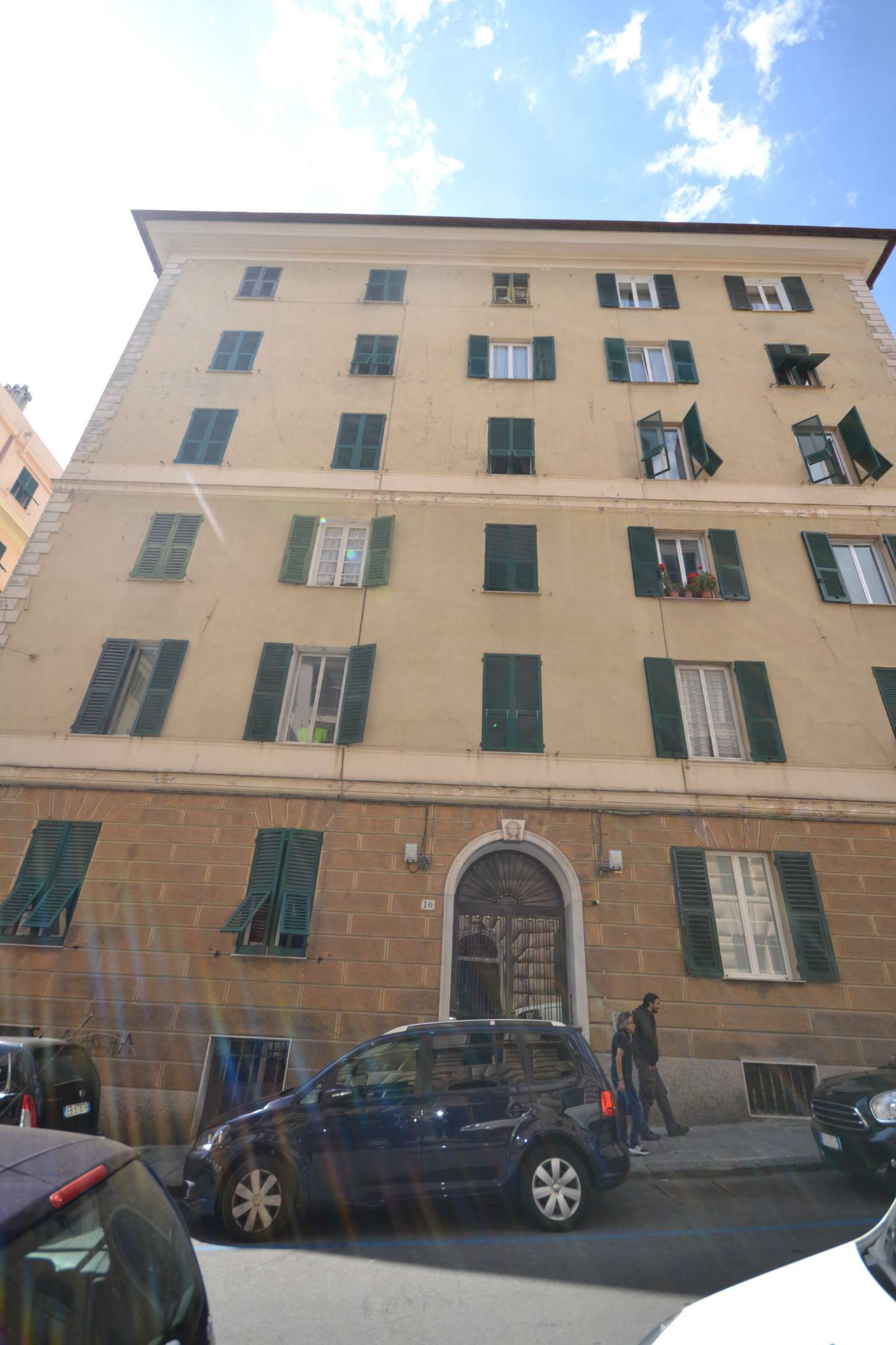  genova affitto quart: carignano affiliato fondocasa genova centro storico - studio centro storico uno