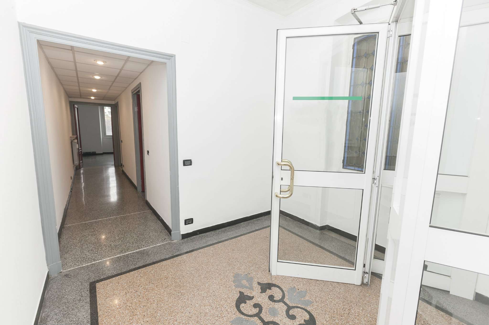 Ufficio - Loc.Com. GENOVA vendita  FOCE Torino Affiliato Fondocasa Genova Centro Storico - Studio Centro Storico Uno
