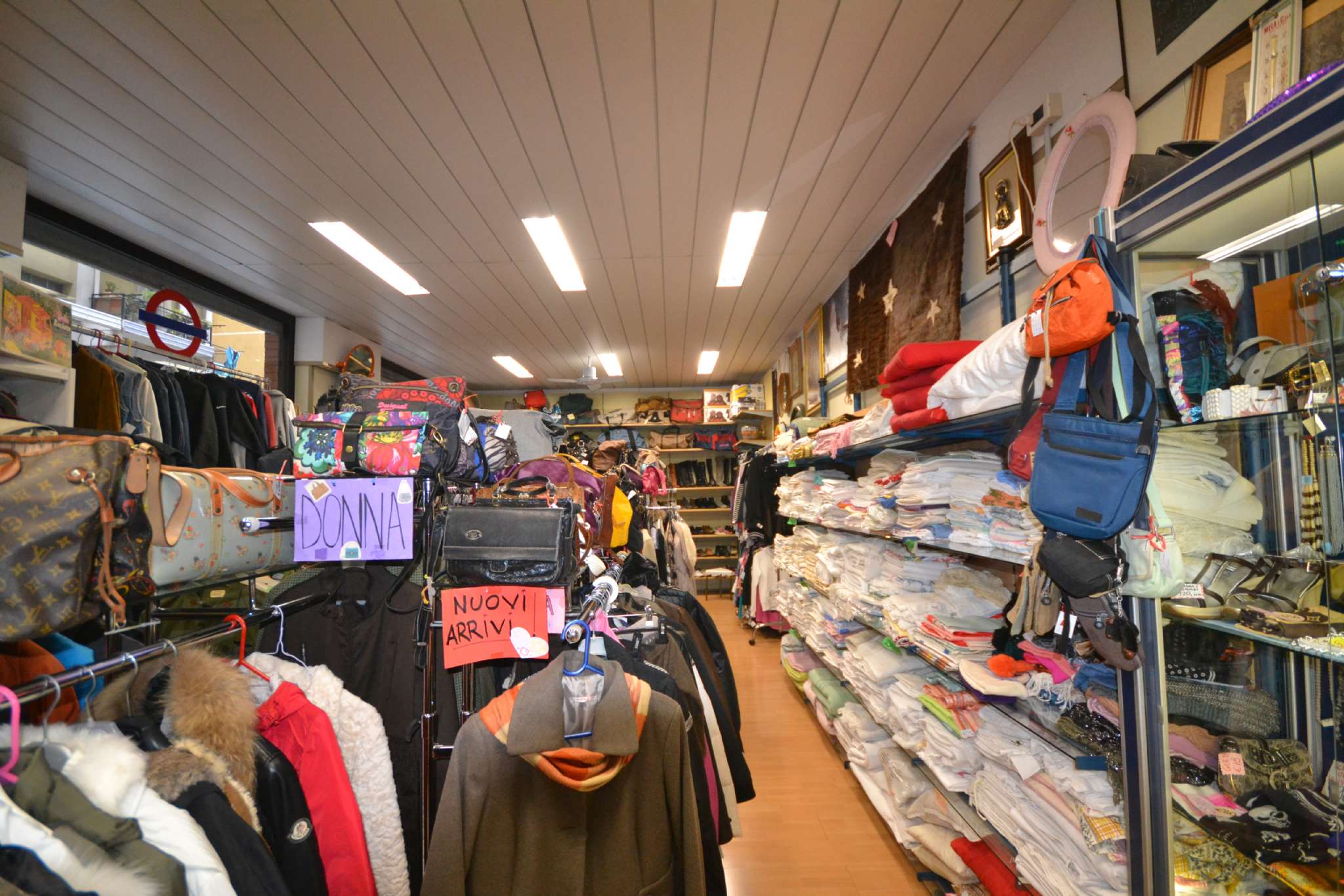 Negozio - Loc.Com. GENOVA affitto  SAMPIERDARENA Bezzecca Affiliato Fondocasa Genova Centro Storico - Studio Centro Storico Uno