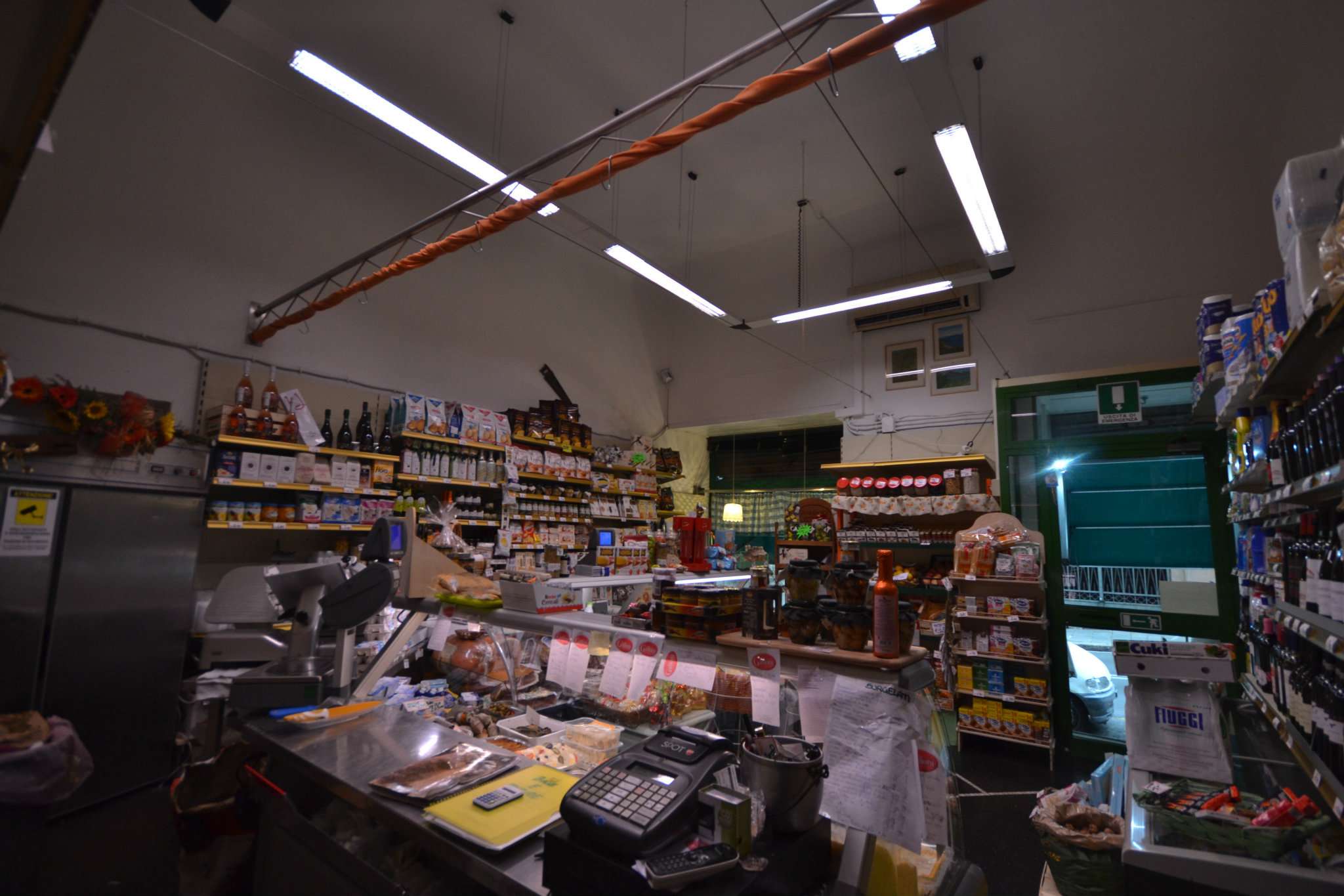 Negozio - Loc.Com. GENOVA vendita   Assarotti Affiliato Fondocasa Genova Centro Storico - Studio Centro Storico Uno