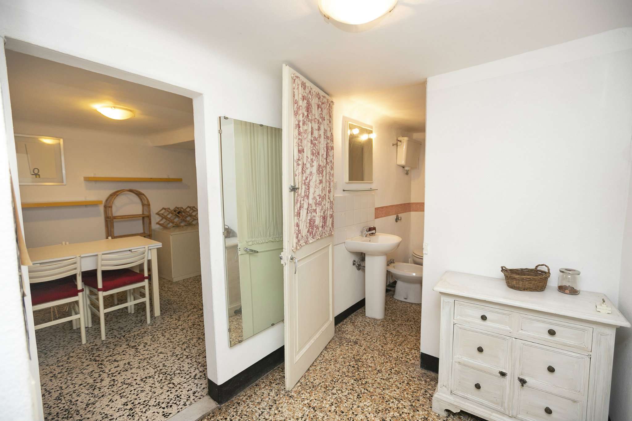 Appartamento GENOVA vendita  CENTRO STORICO San Lorenzo Affiliato Fondocasa Genova Centro Storico - Studio Centro Storico Uno