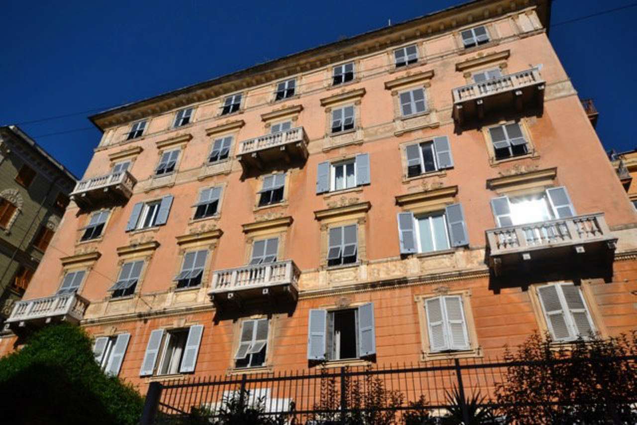 Appartamento GENOVA vendita  CASTELLETTO Cesare Cabella Affiliato Fondocasa Genova Centro Storico - Studio Centro Storico Uno