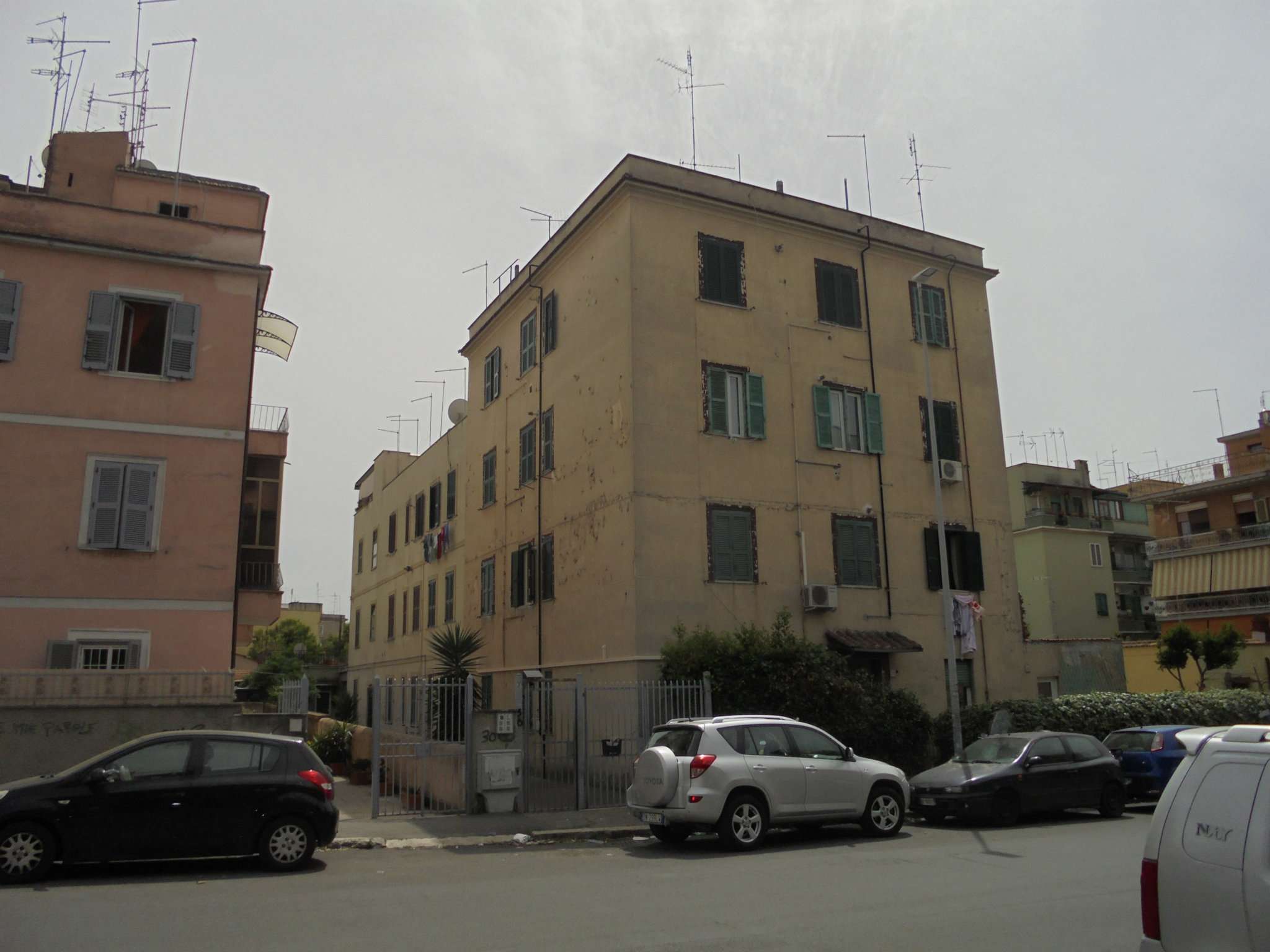 Appartamento ROMA vendita  PRENESTINO - CENTOCELLE  DEI GLICINI OFFICINE IMMOBILIARI