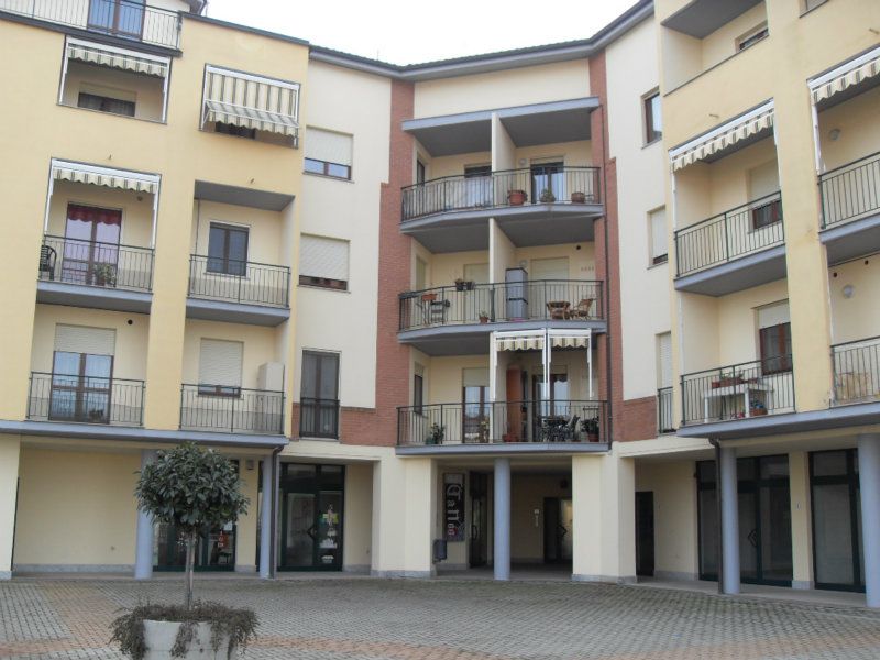 Vendita Locale commerciale Mombercelli centro paese