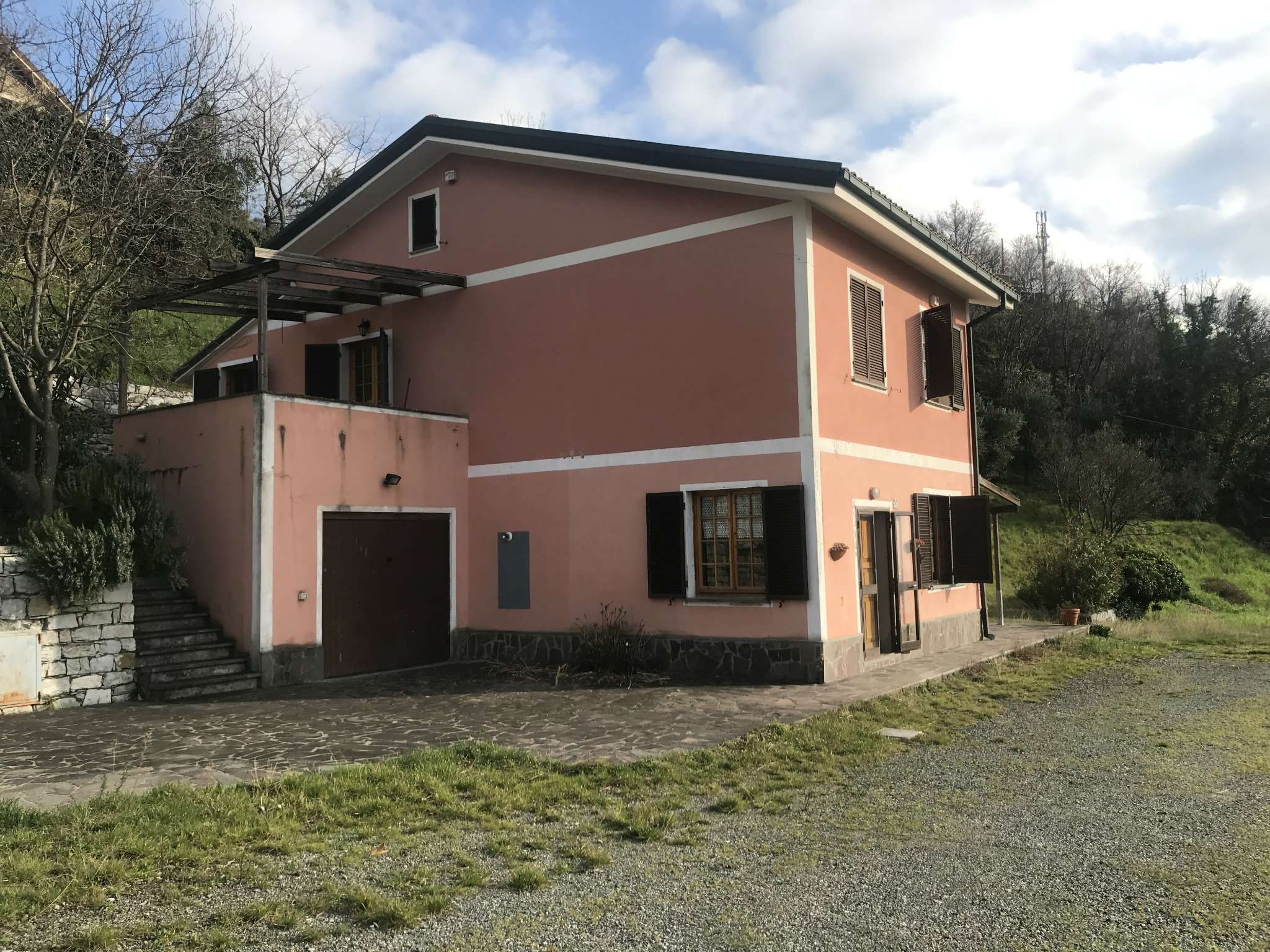 Villa Unifamiliare - Indipendente MONEGLIA vendita   Localita Casale Benucci Real Estate Immobiliare