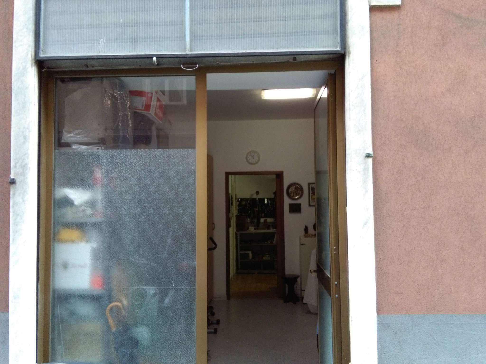 Negozio - Loc.Com. GENOVA vendita  SAMPIERDARENA Gioberti Benucci Real Estate Immobiliare