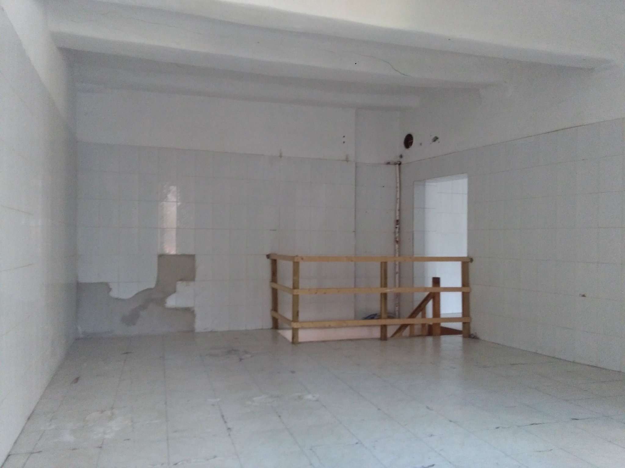Negozio - Loc.Com. GENOVA vendita   Venezia Benucci Real Estate Immobiliare