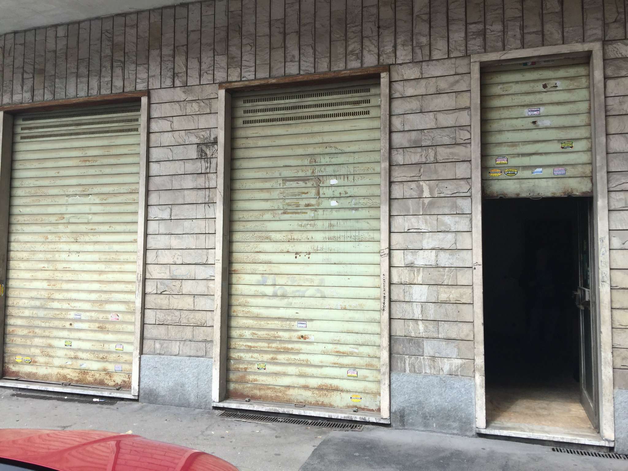 Negozio - Loc.Com. TORINO vendita  LINGOTTO palma di cesnola STE.MAR. AGENZIA IMMOBILIARE