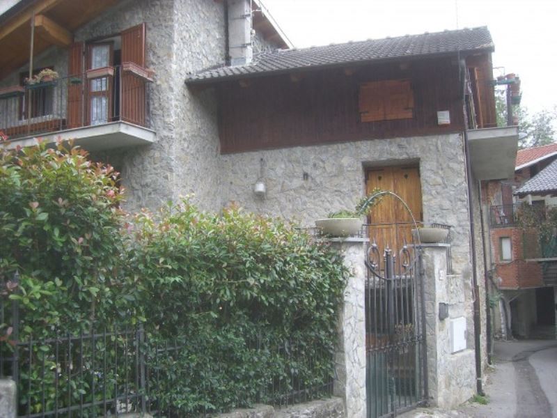 Villa Unifamiliare - Indipendente SUSA vendita    STE.MAR. AGENZIA IMMOBILIARE