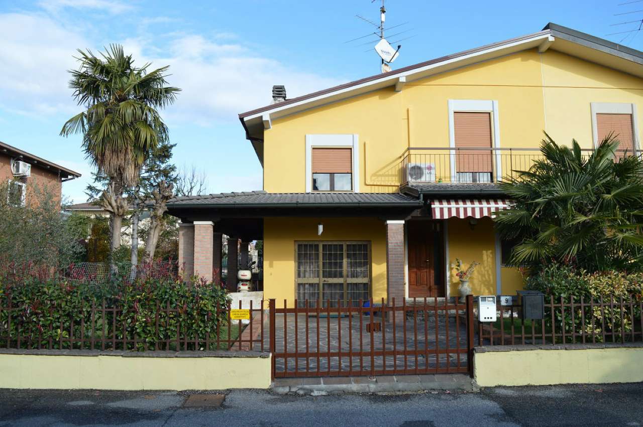 Villa Bifamiliare MONTIRONE vendita   scuole Agenzia Salvi Immobiliare