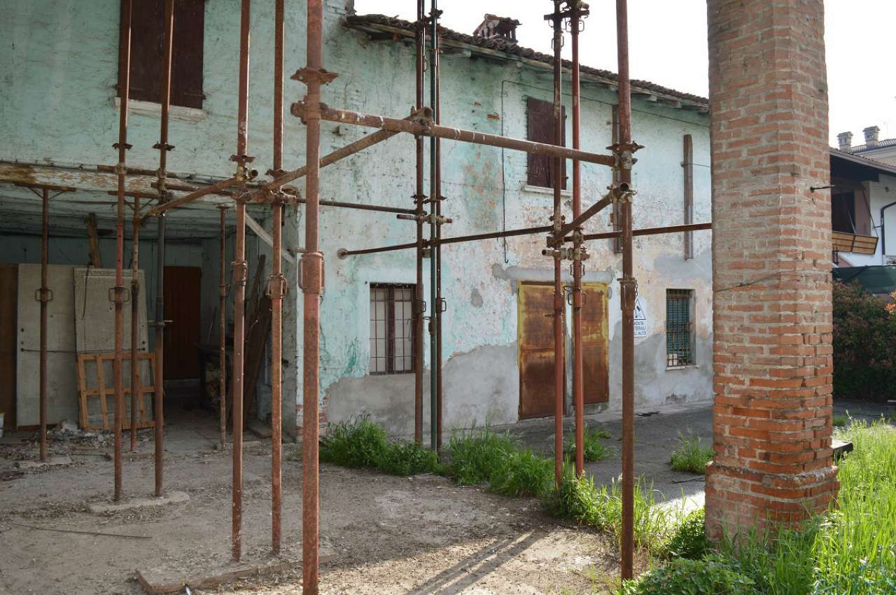 Villa Unifamiliare - Indipendente MONTIRONE vendita   Via Palazzo Agenzia Salvi Immobiliare