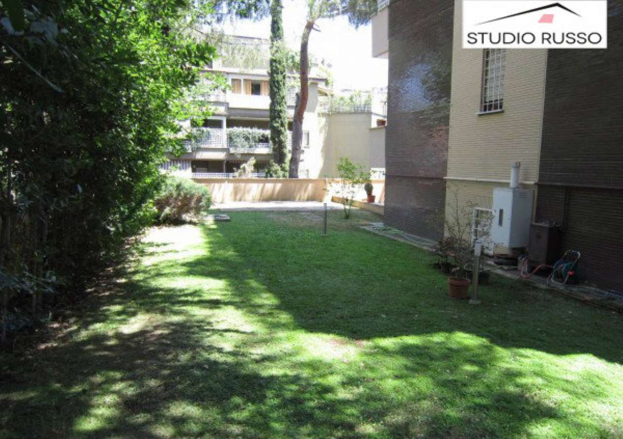 Appartamento ROMA vendita  FLEMING Via Cortina D' Ampezzo Studio Russo Srl
