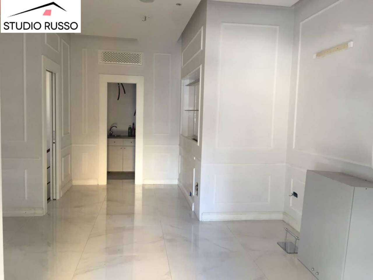 Negozio - Loc.Com. ROMA affitto  FLEMING piazza Monteleone da spoleto Studio Russo Srl