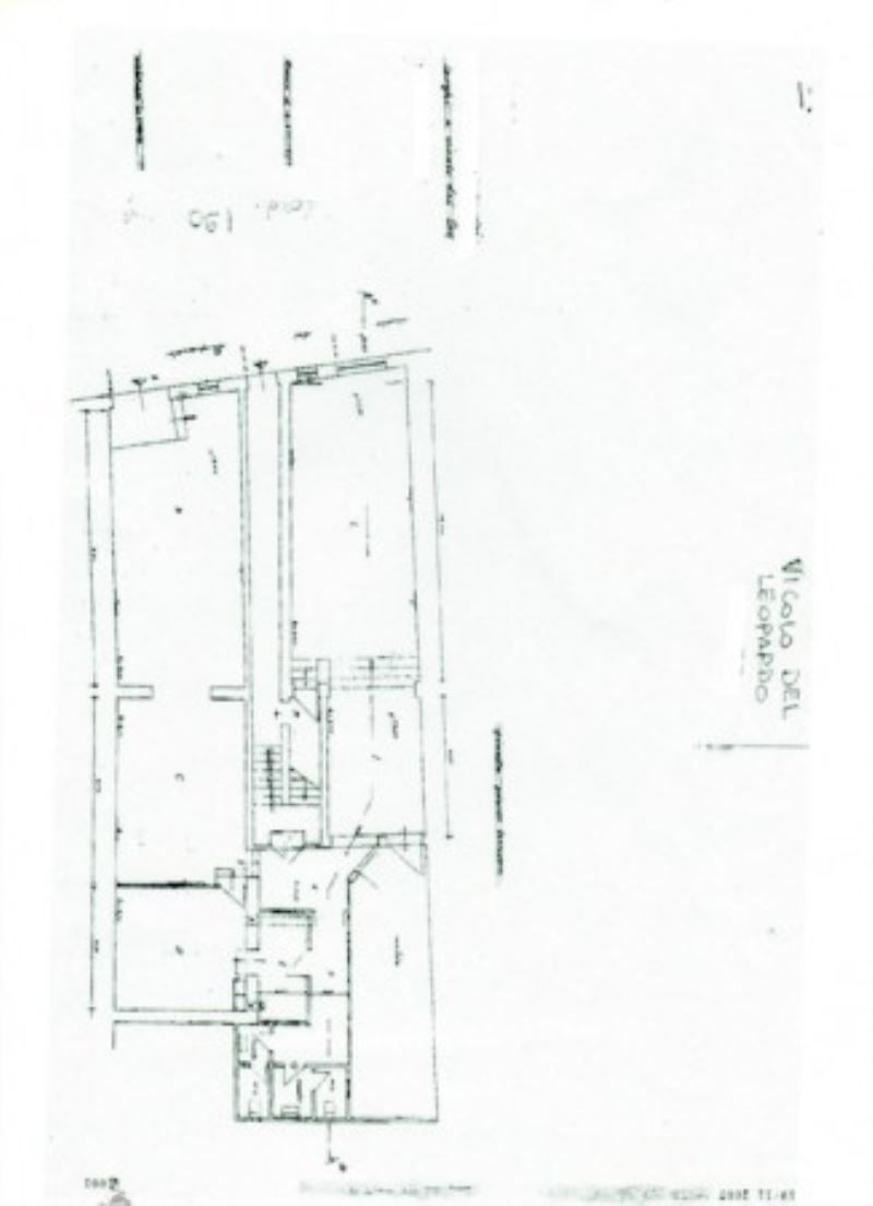 Negozio - Loc.Com. ROMA vendita  TRASTEVERE  vicolo del leopardo Studio Russo Srl