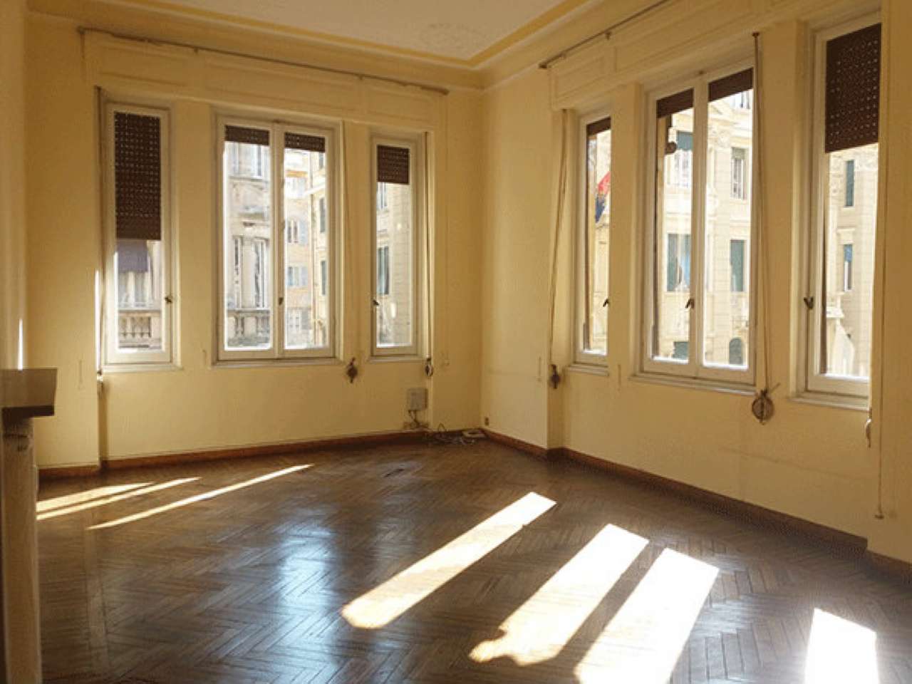  genova vendita quart:  skyline-city-&-country
