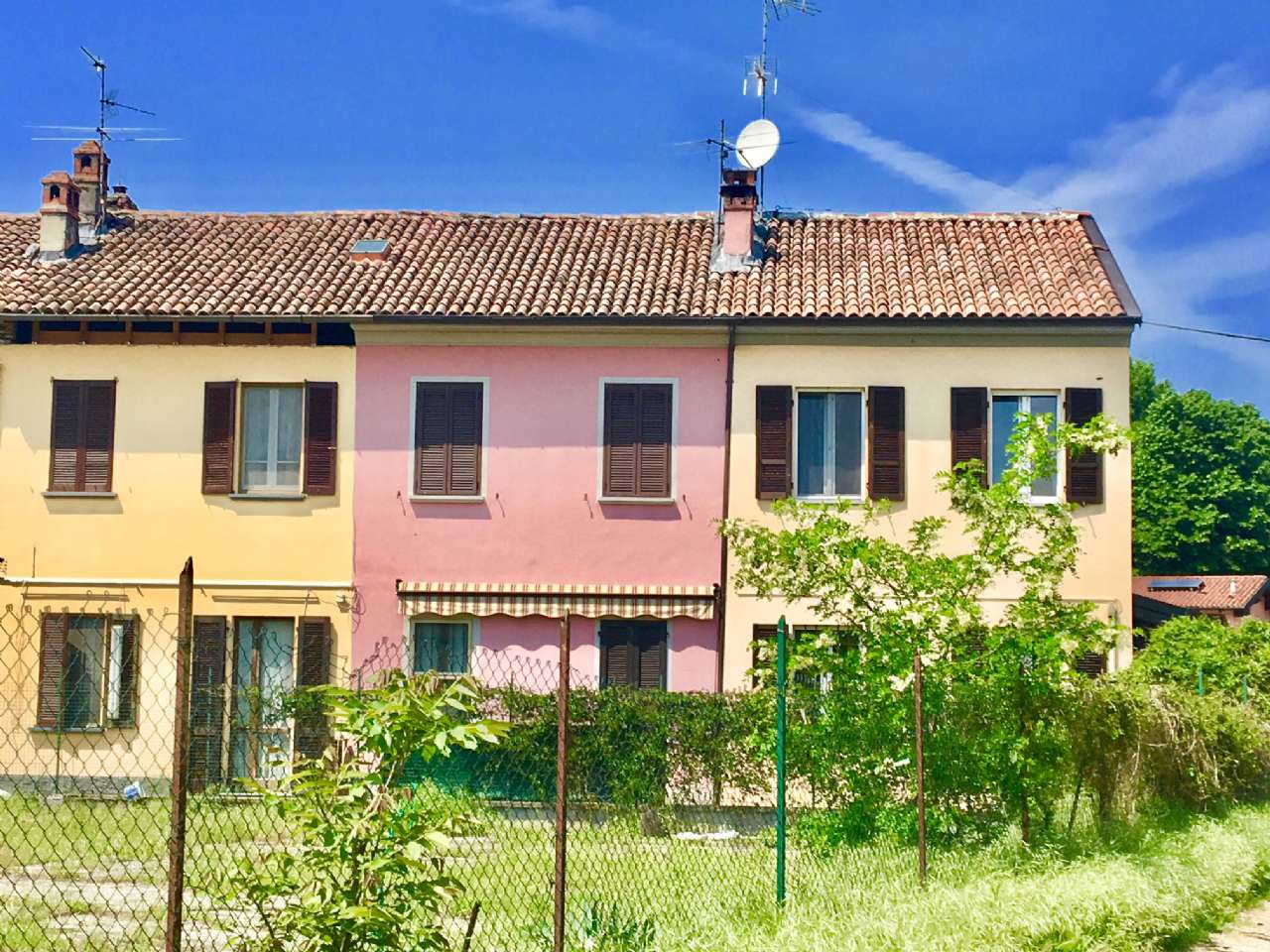 Villa Unifamiliare - Indipendente CAVA MANARA vendita   Cascina Spessa Amarilli S.a.s. di Amarilli Cutolo e C.