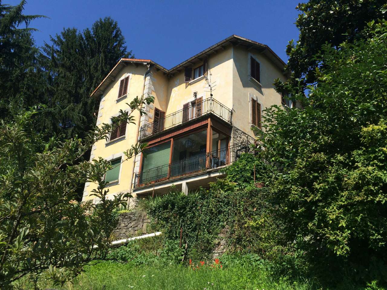 Villa BREZZO DI BEDERO vendita    Immobitecno di Rivi Roberto