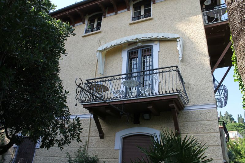 Villa ALASSIO vendita    AGENZIA RINALDO MURATORE