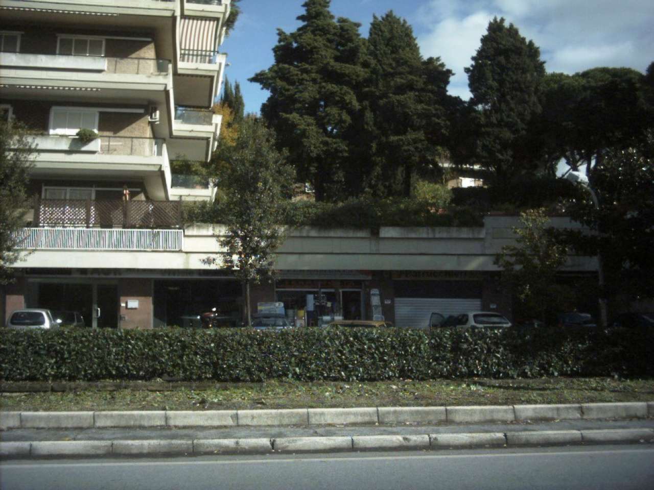Negozio - Loc.Com. ROMA vendita  Cassia flaminia cassia Mr case