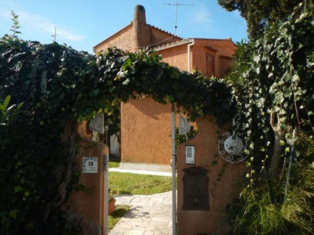 Villa Trifamiliare ARDEA vendita   Cassiopea Case Investimenti Srls