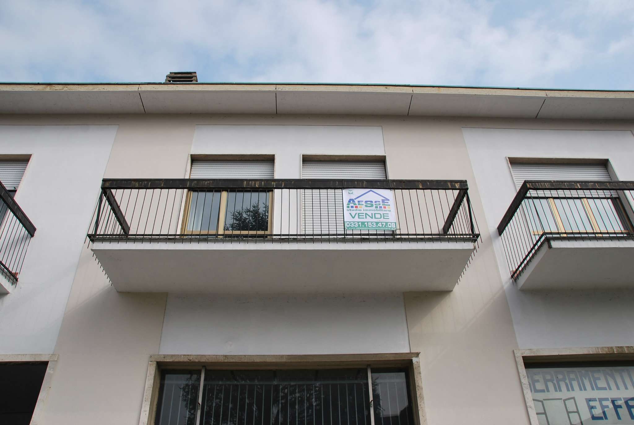 Stabile intero - Palazzo MAGNAGO vendita   DIAZ AESSE STUDIO IMMOBILIARE