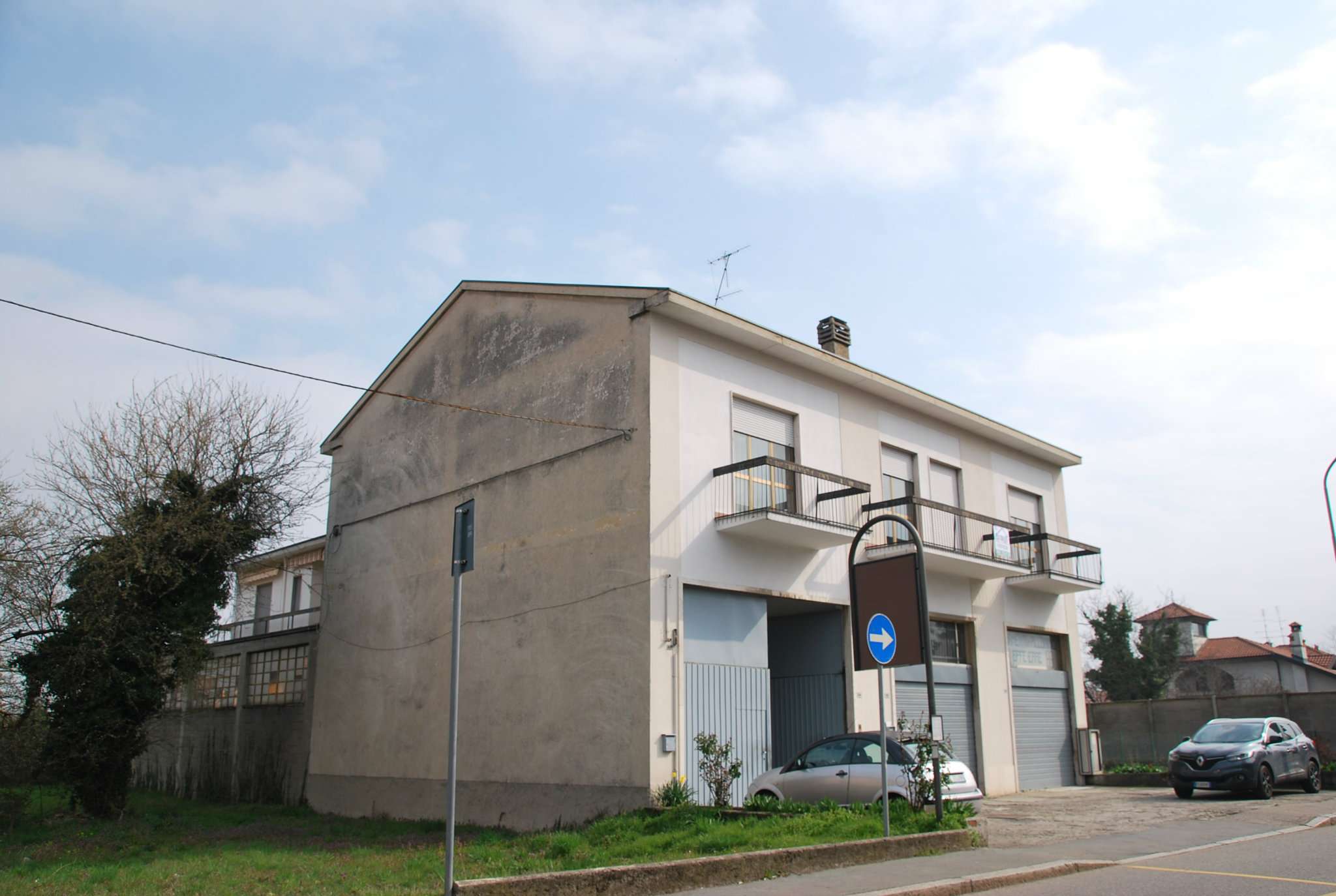 Stabile intero - Palazzo MAGNAGO vendita   DIAZ AESSE STUDIO IMMOBILIARE