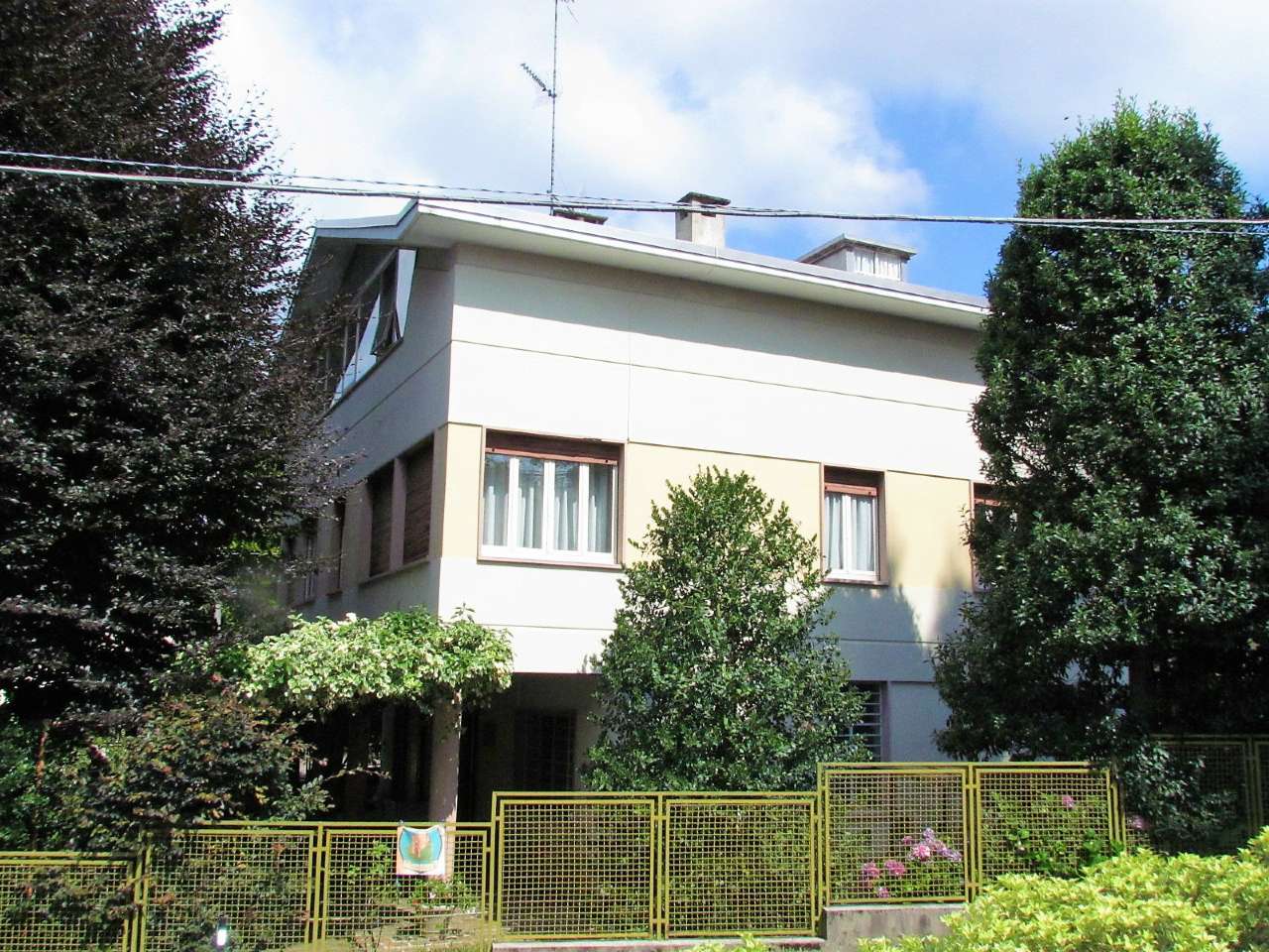 Villa TRADATE vendita   Cimarosa Studio d'affari Immobiliari Peroni Mario