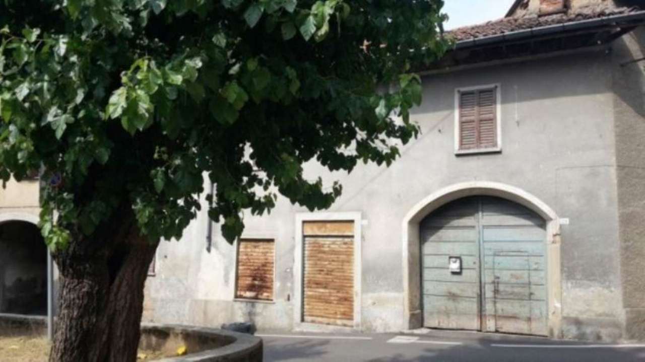 Rustico - Cascina AICURZIO vendita   Beneficio Tempocasa Affiliato Alessio Gammacurta d.i.