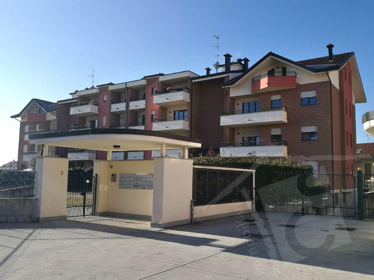  limbiate vendita quart:  immobiliare studio cesano