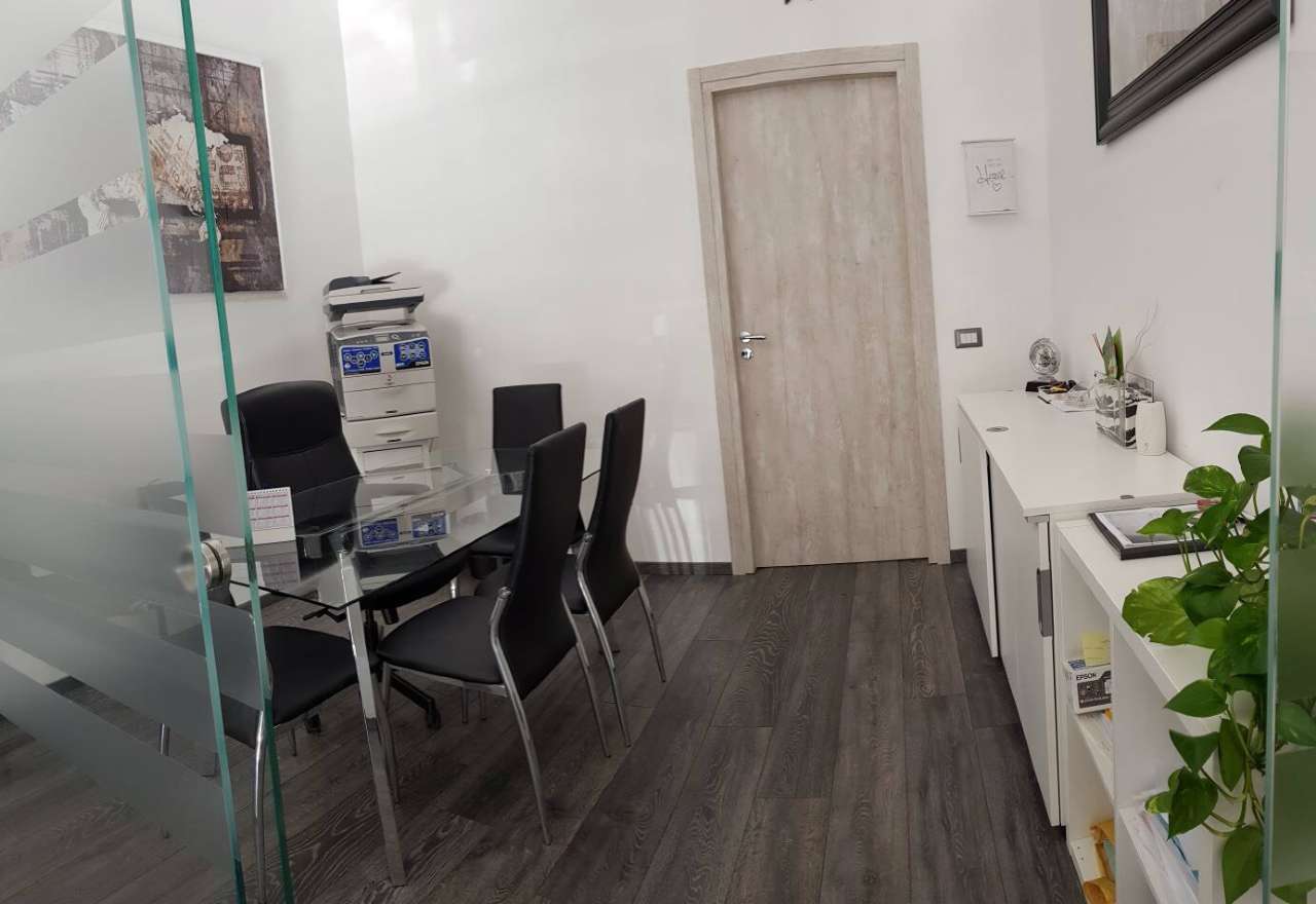 Negozio - Loc.Com. ROMA vendita  TUSCOLANO (VI MUN.) Polia RoyalHouse