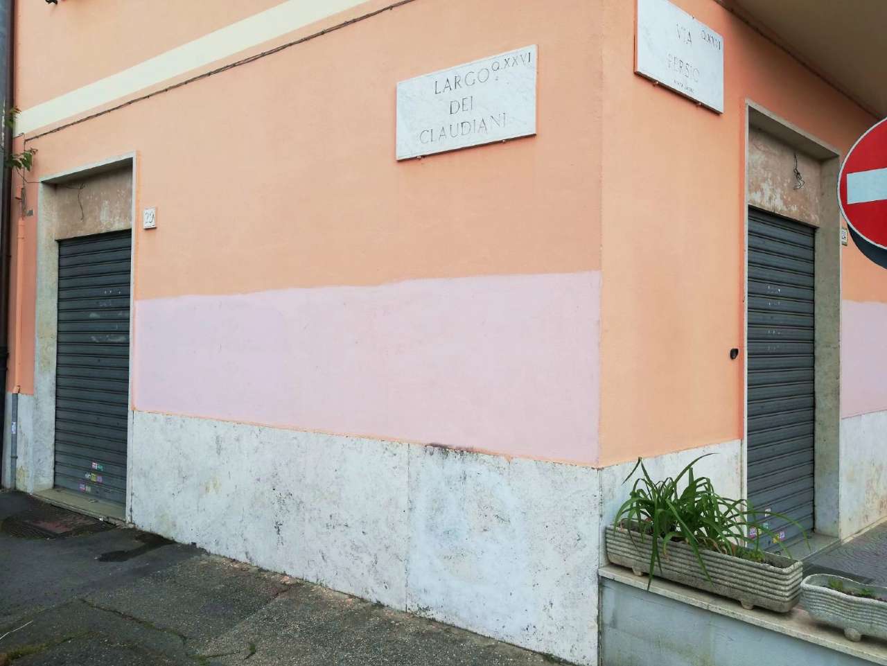  roma vendita quart: quarto miglio royalhouse