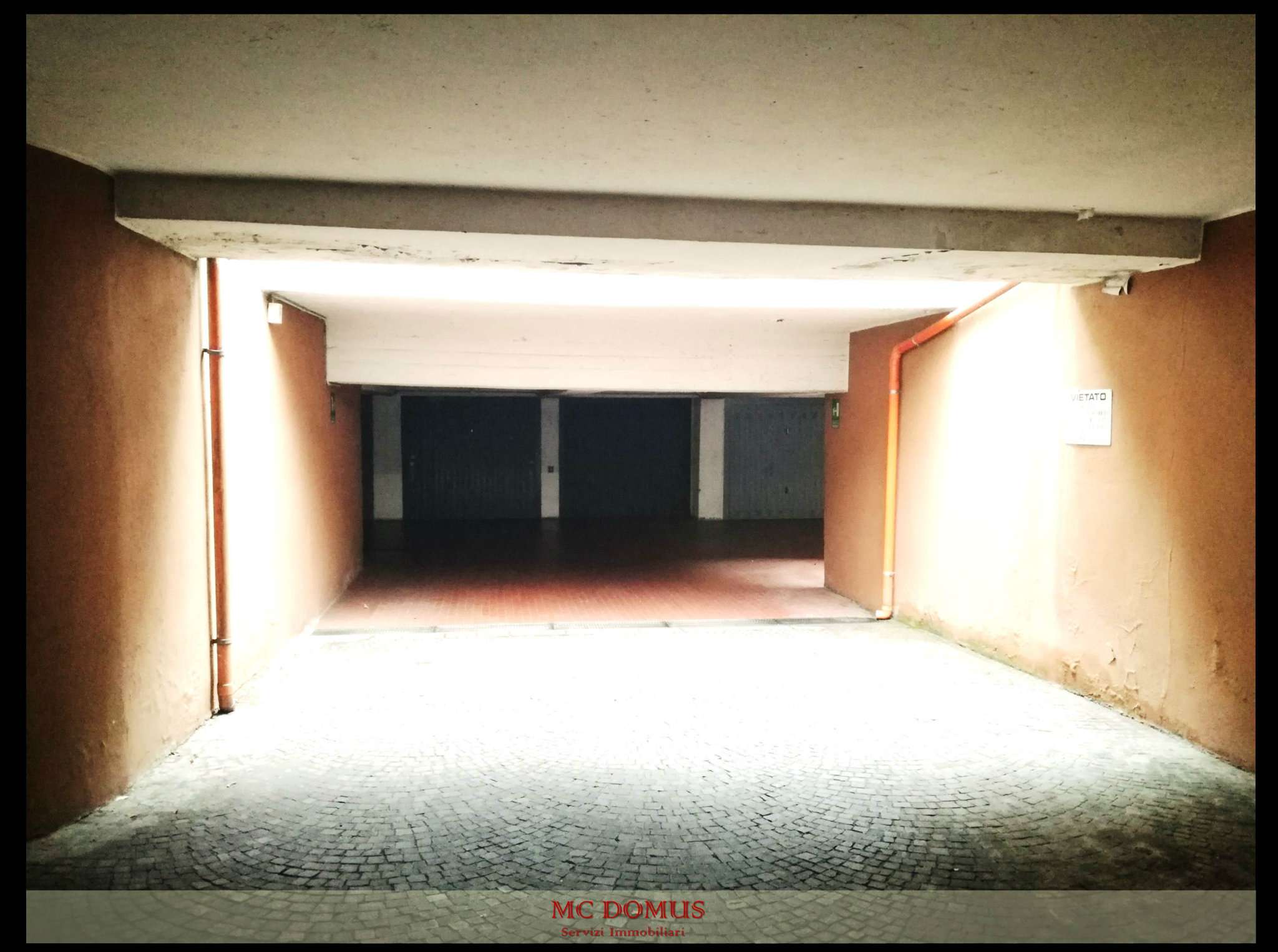 Box auto - Posto auto MILANO vendita  DE ANGELI  MC DOMUS