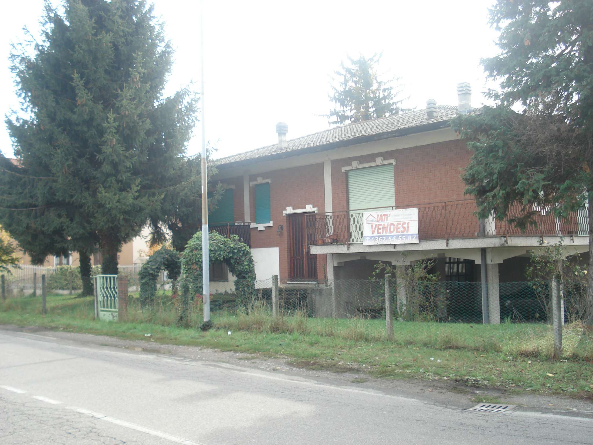  seveso vendita quart:  studio iatì