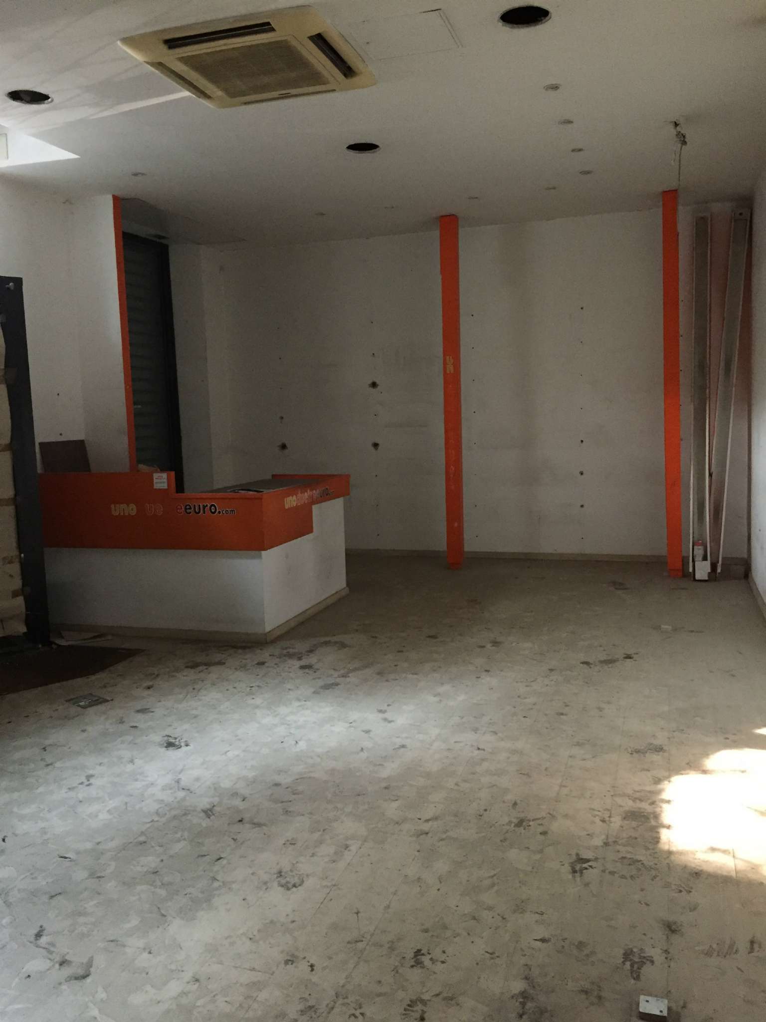Negozio - Loc.Com. TORINO vendita  CENISIA Peschiera STUDIO IMMOBILIARE FREJUS S.A.S.