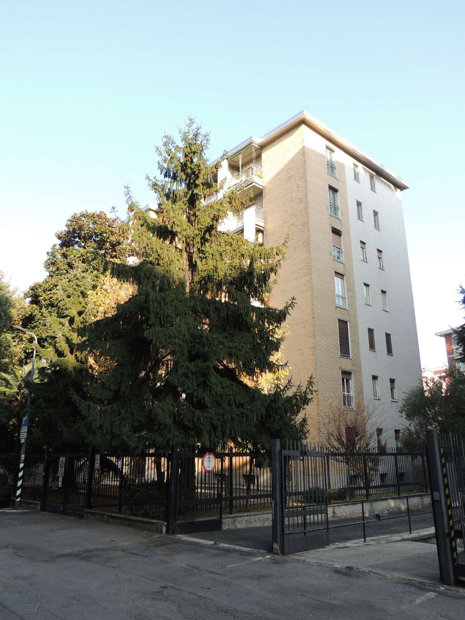 Box auto - Posto auto MILANO vendita  V GIORNATE  Immobiliare Ramponi