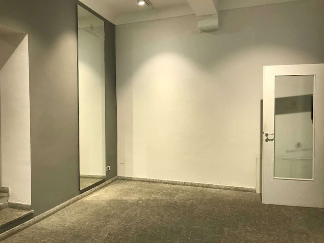 Negozio - Loc.Com. MILANO affitto  CENTRO STORICO Via Sant'Andrea ML PROPERTIES