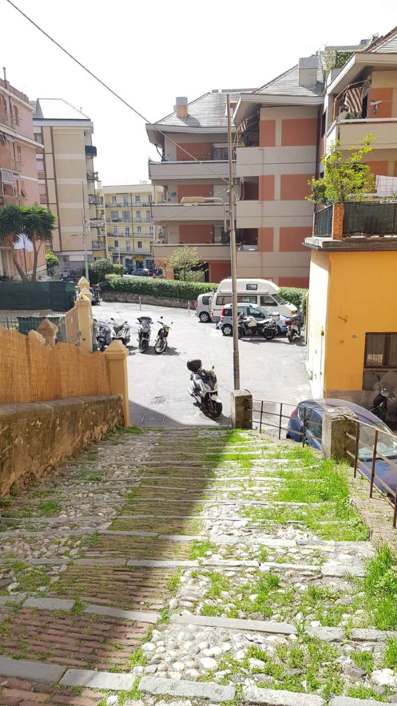 Appartamento GENOVA vendita  BORGORATTI vezzelli Studio Palazzo Sas