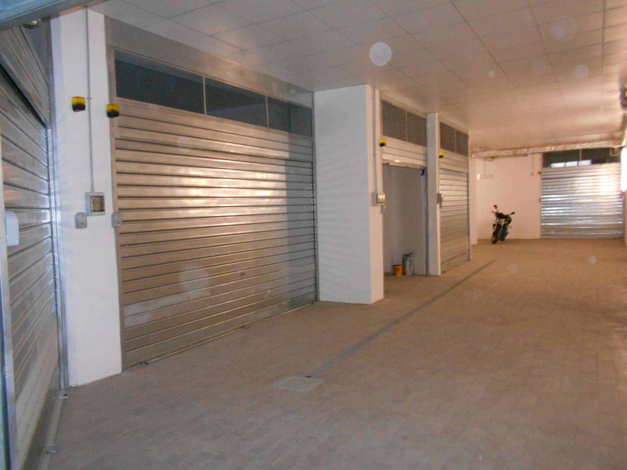 Box auto - Posto auto ROMA affitto  TRIESTE (II MUN.)  IMMOBILEDIL