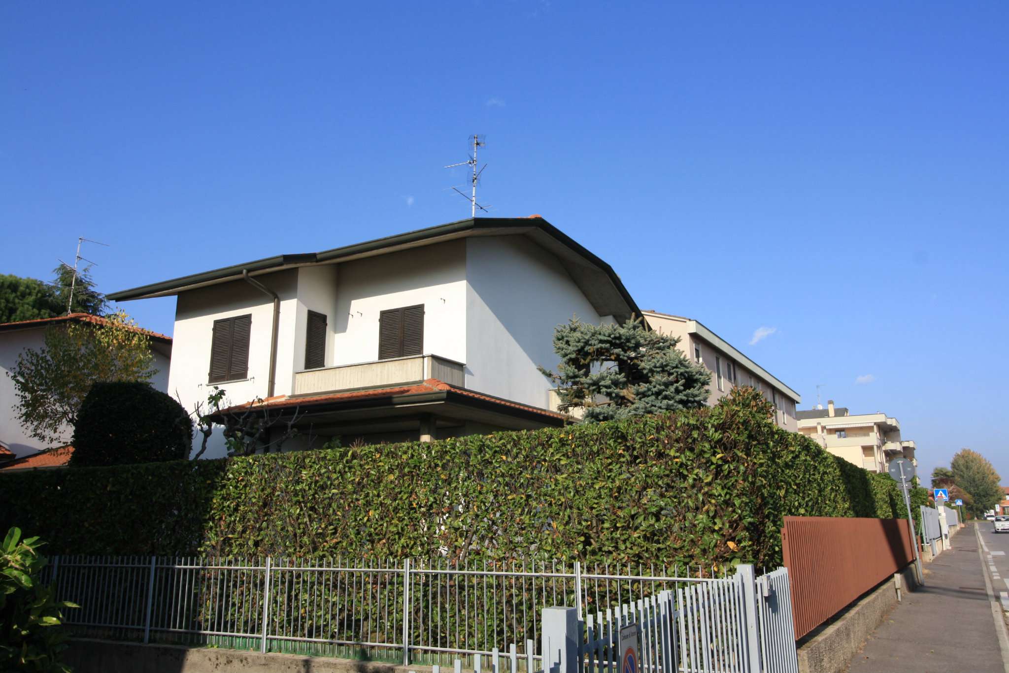 Villa Bifamiliare ARCORE vendita   via carducci Gabetti Brianza