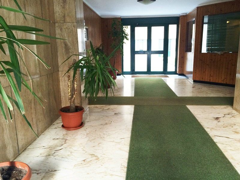 Appartamento MILANO vendita  CHIESA ROSSA Monte Sabini MENOZZI IMMOBILIARE